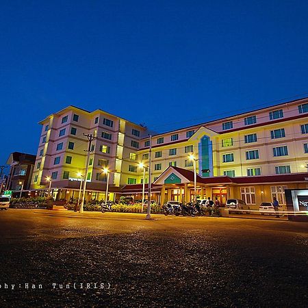 Ngwe Moe Hotel Mulmejn Zewnętrze zdjęcie